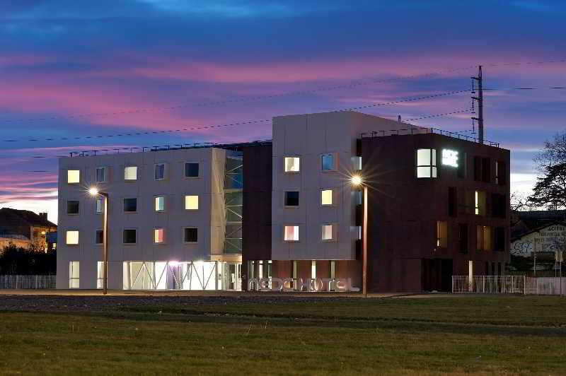 Nex Hotel Tarbes Bagian luar foto
