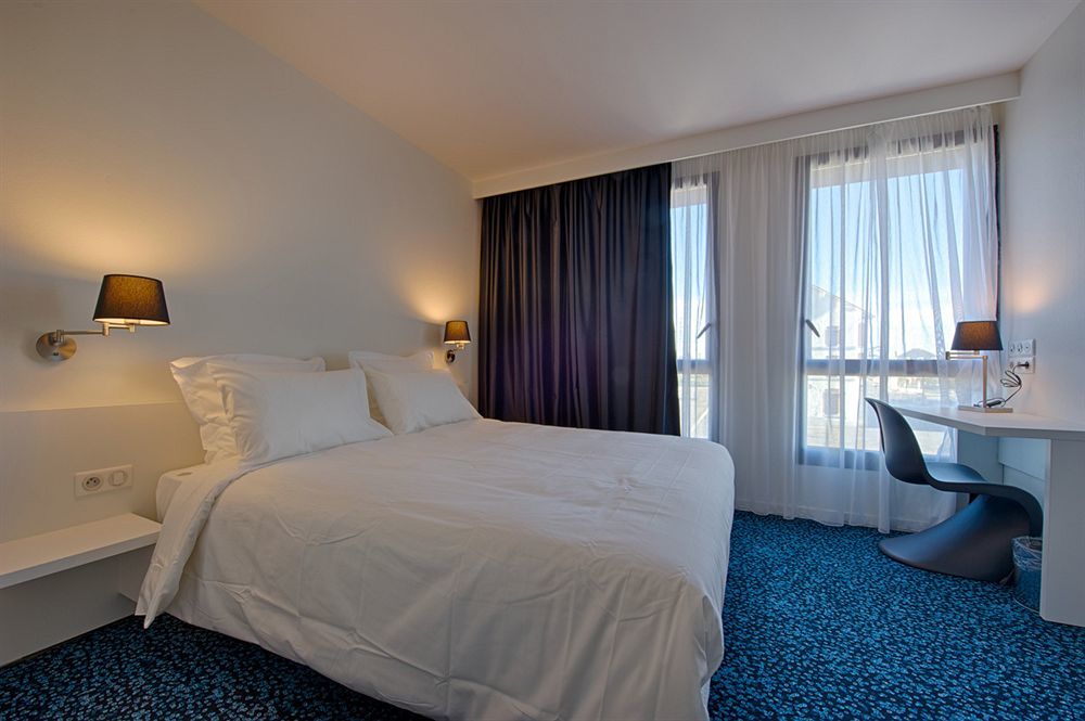 Nex Hotel Tarbes Bagian luar foto